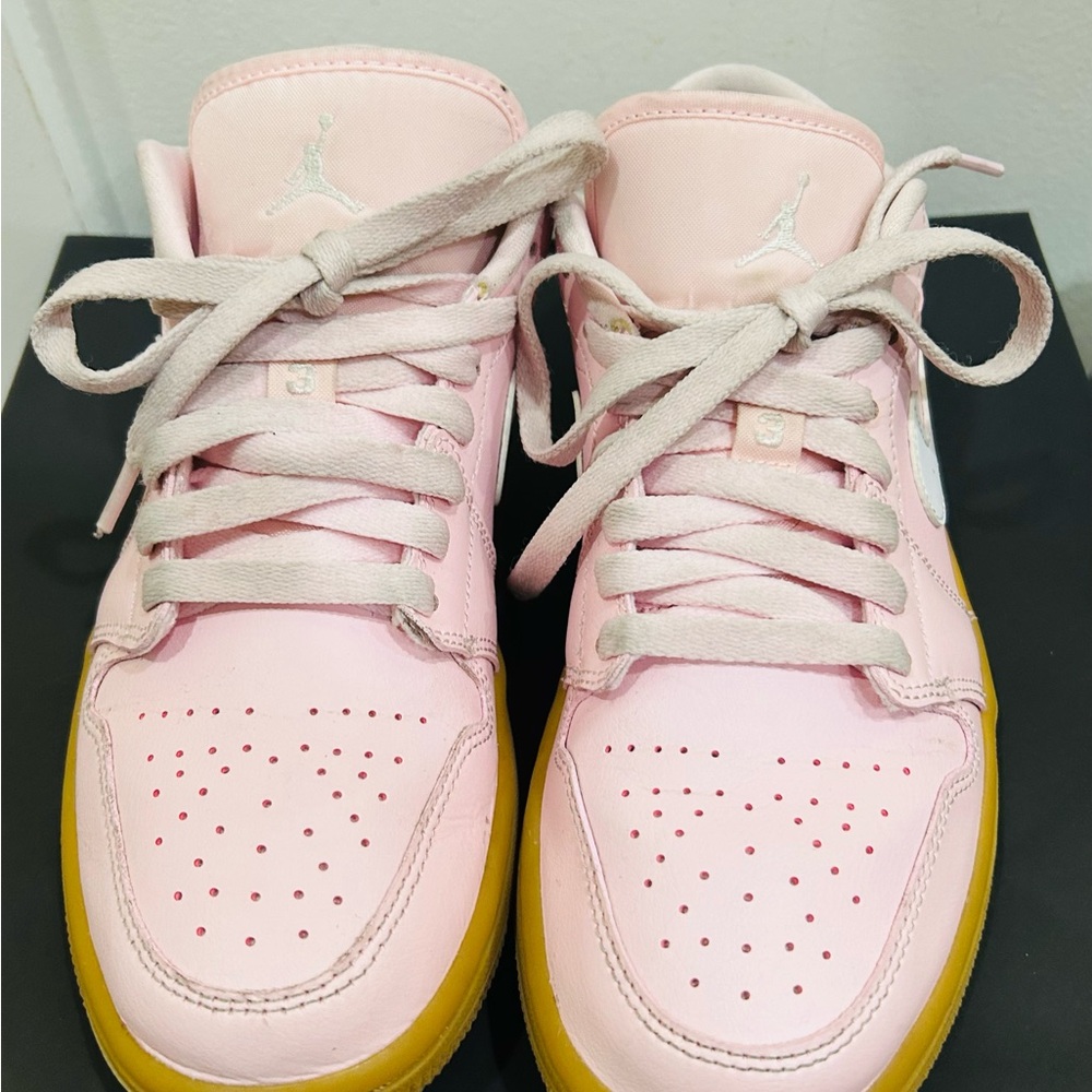 PreOwned Air Jordan 1’s Low Pink Sneakers with Gum Sole